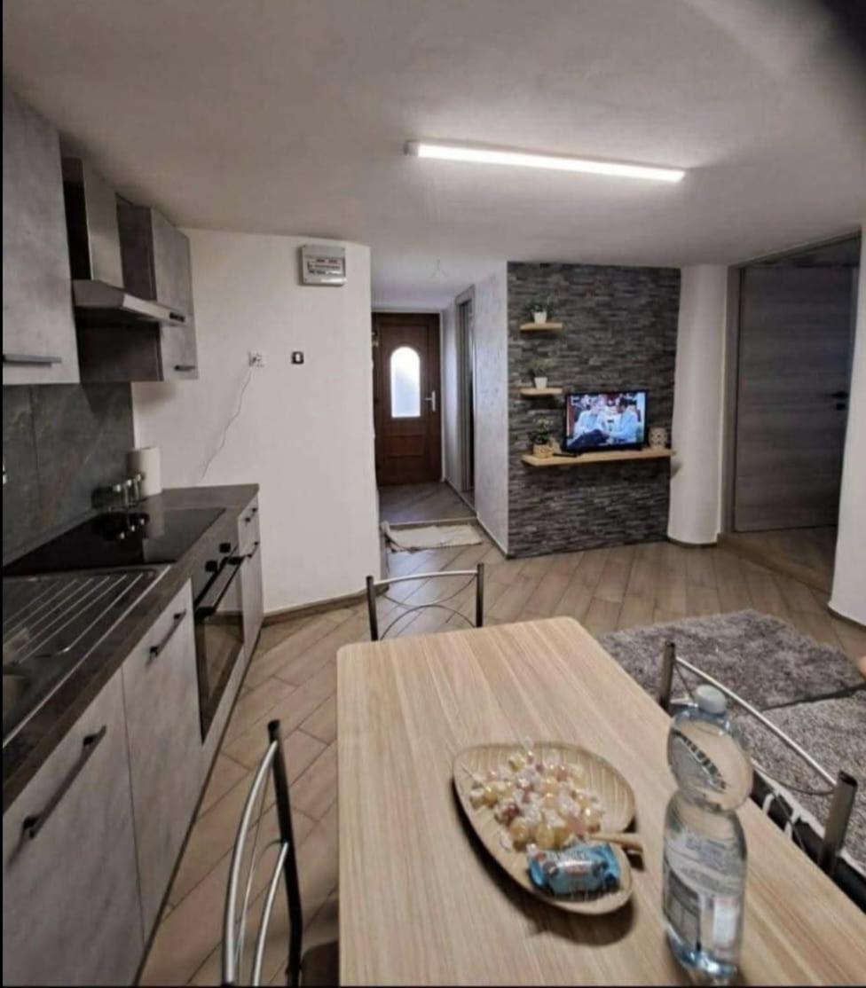 梅扎诺Casa Jasmina公寓 外观 照片